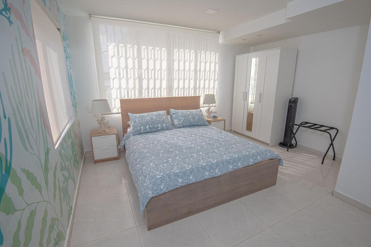 By The Sea Guest House San Andres  Bagian luar foto