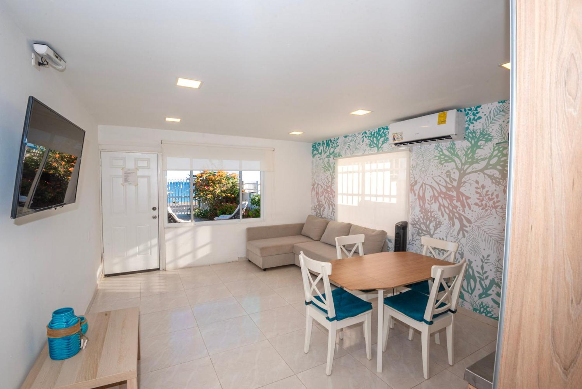 By The Sea Guest House San Andres  Bagian luar foto