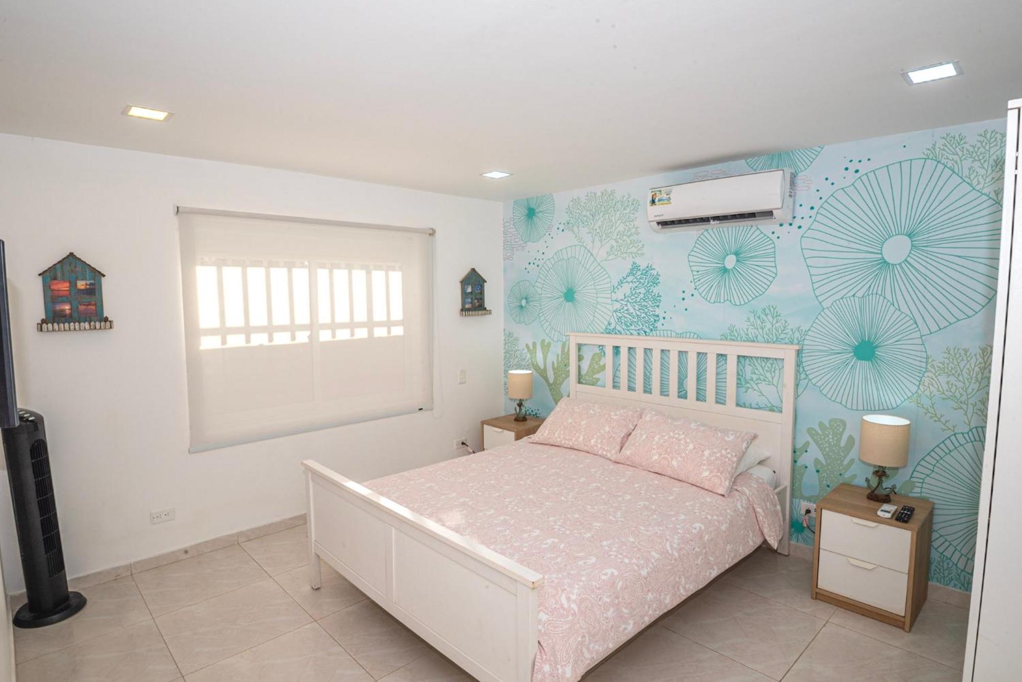 By The Sea Guest House San Andres  Bagian luar foto