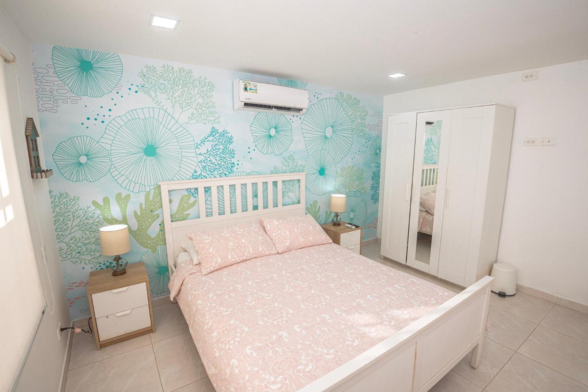 By The Sea Guest House San Andres  Bagian luar foto